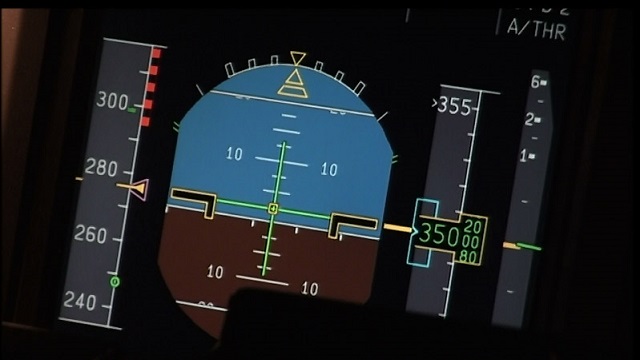 Airbus A340 PFD with speed tape