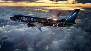 United Star Wars Boeing 737