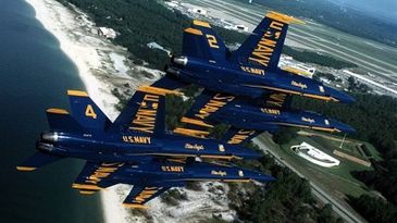 USNavy_Blue_Angels_2_400