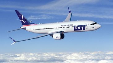 Lot Polish Airlines Boeing 737 Max 8