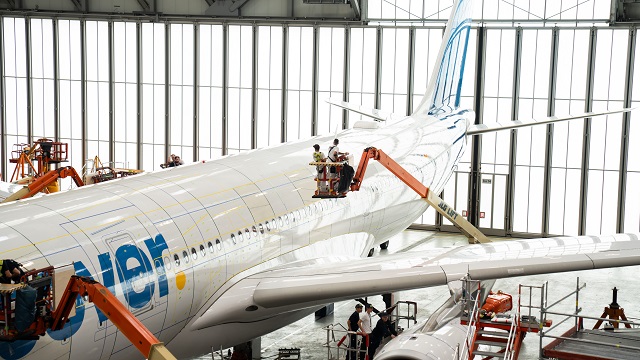 Aero Shark A330 Discover 2.jpg