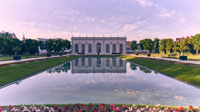 Emirates Champagner Korken Knallen