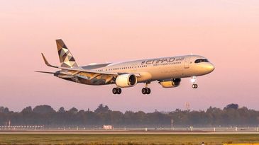 Etihad Airbus A321 Lr Dus 1