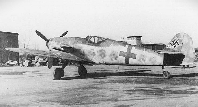 Bf109 K4 Pict1