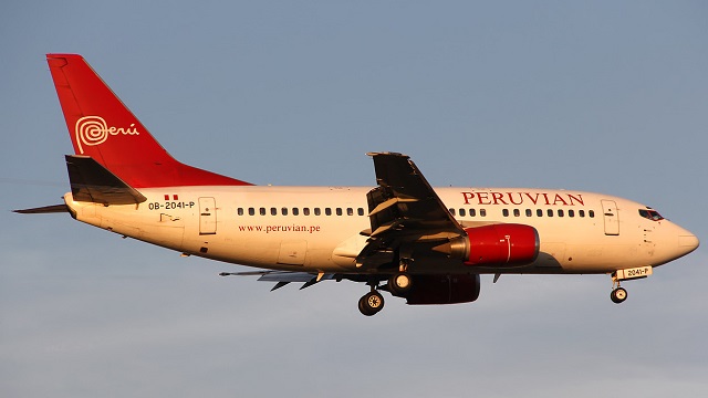 Peruvian Airlines Boeing 737-53C