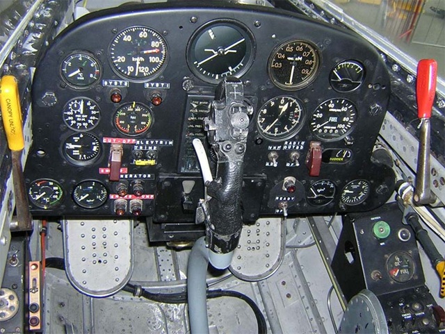 Ha 300 Cockpit.jpg