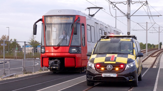 Flughafen Dus U Bahn.jpg