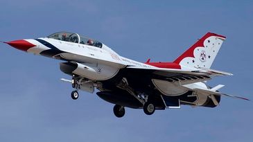 F-16D Thunderbird Landeanflug