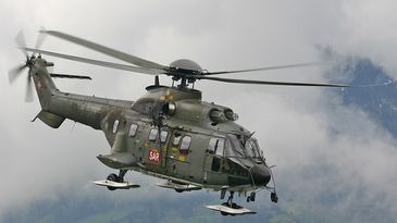 Schweizer Luftwaffe Super Puma