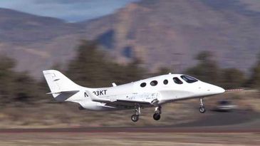 Stratos 714 absolviert Jungfernflug