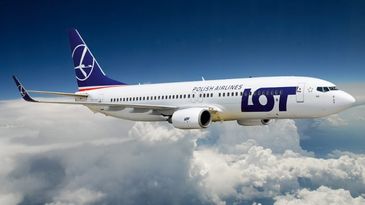 Lot Polish Airlines Boeing737 800