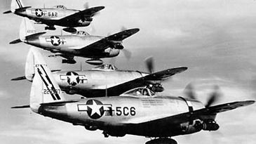 Republic_P47_Thunderbolt_400