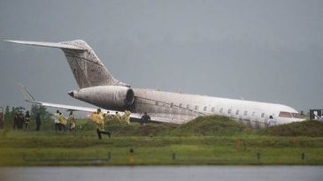 Bombardier Global 5000 Runway Excursion