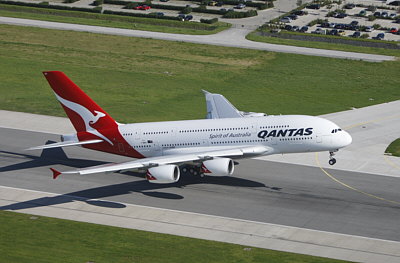 Qantas400x263