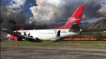 Peruvian Airlines Boeing 737 Bruchlandung