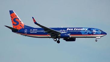 SunCountry737_400x263