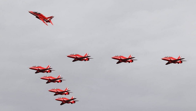 Redarrows Dresden 5.jpg
