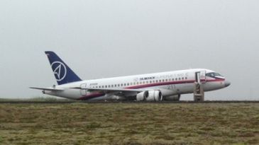 Superjet100_Keflavik_Incident_400