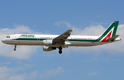 Alitalia400260
