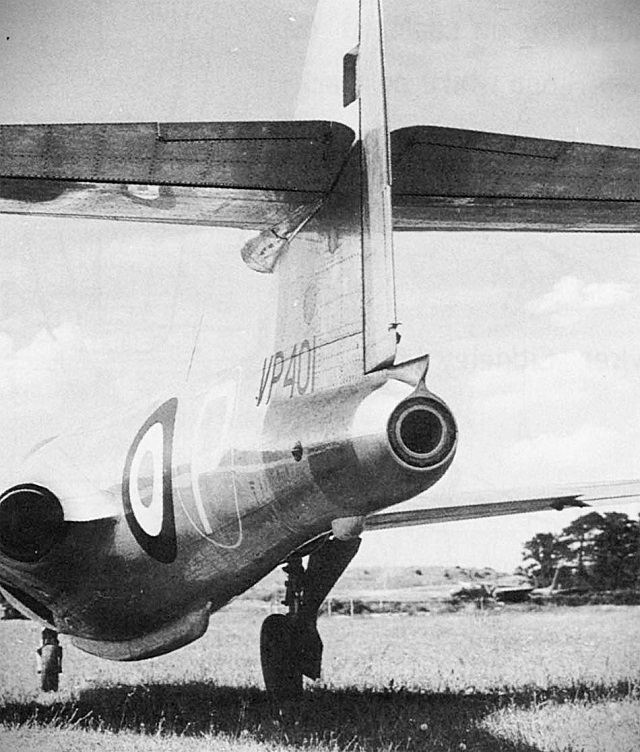 Hawker P 1072 V P401 Pict2.jpg