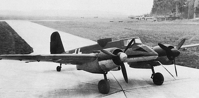 Henschel Hs129 B 1 Pict1 Foerstersonde.jpg