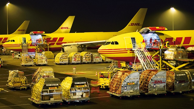 Dhl Am Flughafen Leipzig Halle 1