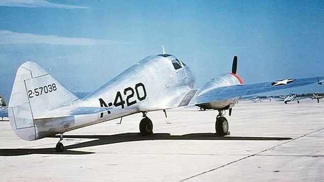 Curtiss Wright a T9 Bild6.jpg