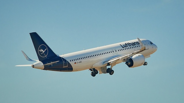 Lufthansa Airbus A320