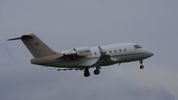 Canadair CL-600-2B16 Challenger 604