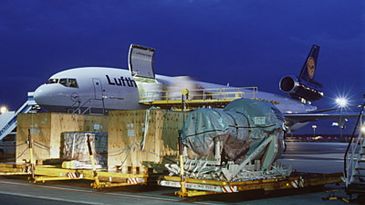 MD11_bei_Nacht_400x263