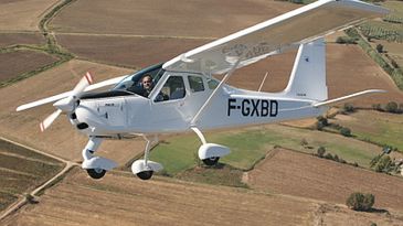 Tecnam1_400x263