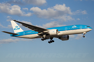 KLM400_2