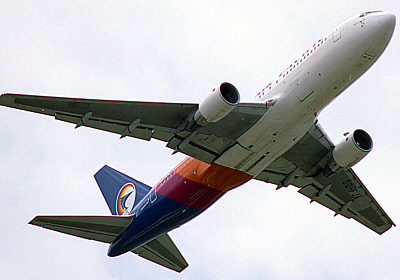 AirPacific767_400x280