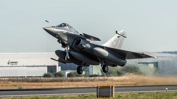 Erster Rafale für Indien verlässt Frankreich