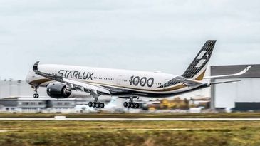 Starlux Airlines Airbus A3501000 1