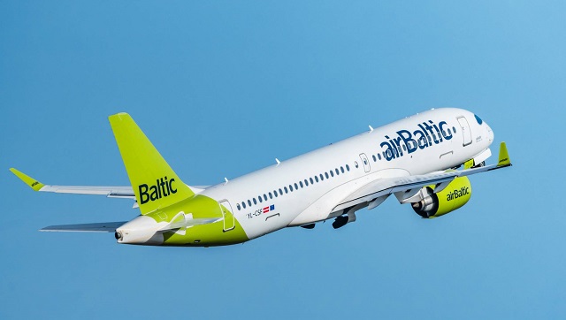 Airbus A220300 Air Baltic Bild1