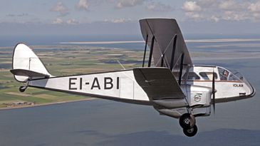 DH82Dragon_AerLingus_400