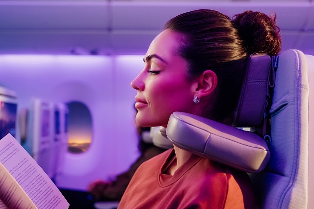 Neue Kopfstuetze Emirates.jpg