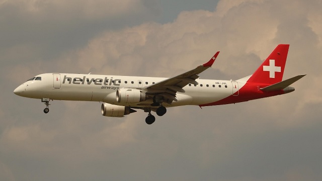 Helvetic Embraer ERJ-190-100LR 