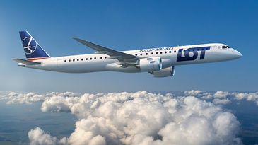 Lot Polish Airlines E195 E2 Pict1