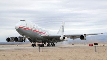 Passport Triebwerk an GE Boeing 747