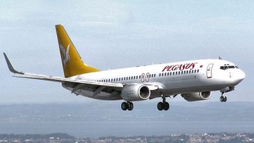 Pegasus_Boeing737_400