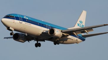 KLM400