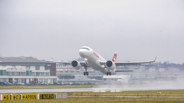 Airbus A320neo SWISS mit Airspace
