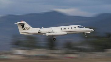 Learjet 25D