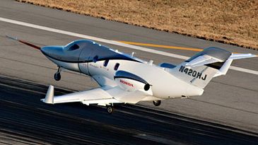 HondaJet_FirstFlight_2_400x263