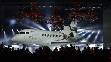 Dassault Falcon 8X Debut