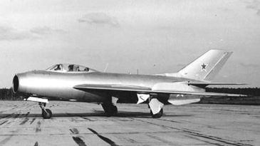 Mikoyan_I380_400x236