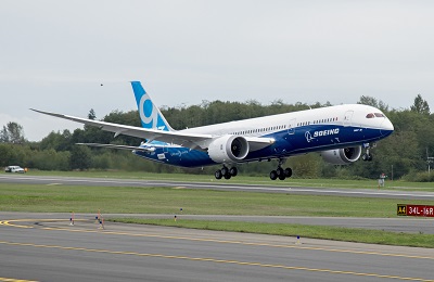 Boeing_787_9_first_flight_400
