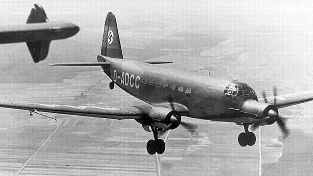 Ju 352 Intro.jpg